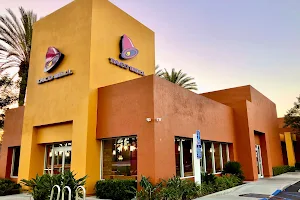 Taco Bell image