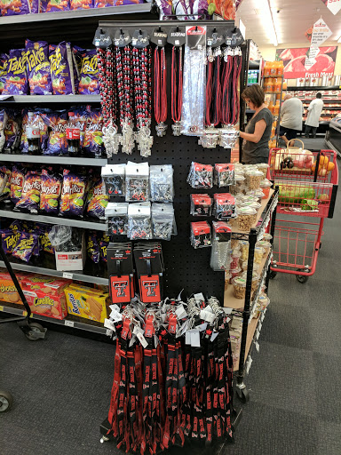 Grocery Store «Food King», reviews and photos, 2706 26th St, Lubbock, TX 79410, USA