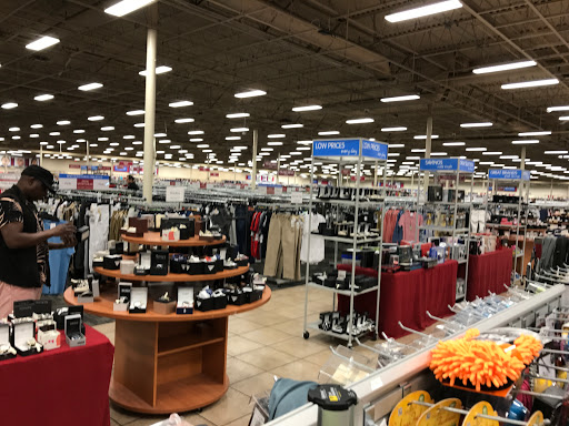 Clothing Store «Burlington Coat Factory», reviews and photos, 8204 S Orange Blossom Trail, Orlando, FL 32809, USA