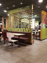 Atmosphère du Restauration rapide McDonald's Besançon Châteaufarine à Besançon - n°19