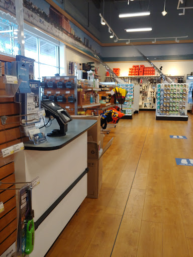 Marine Supply Store «West Marine», reviews and photos, 1279 Wendy Ct, Spring Hill, FL 34607, USA