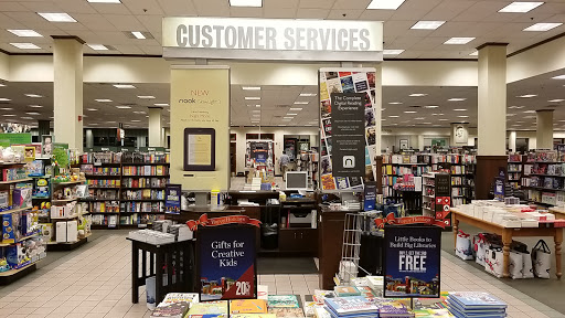 Book Store «Barnes & Noble», reviews and photos, 5231 E 41st St, Tulsa, OK 74135, USA