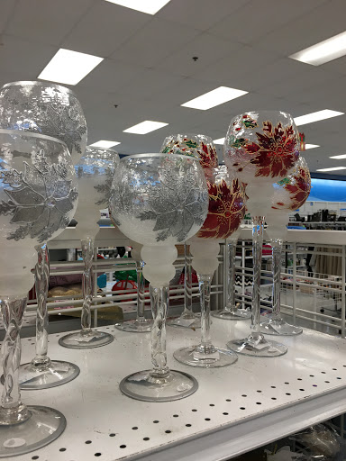 Clothing Store «Ross Dress for Less», reviews and photos, 958 W Street Rd, Warminster, PA 18974, USA