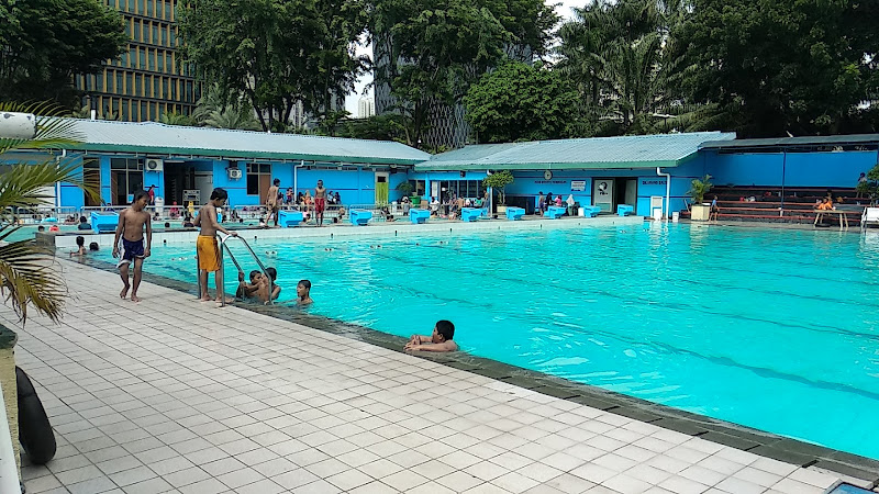 10 Kolam Renang Umum di Kota Jakarta Selatan yang Wajib Dikunjungi