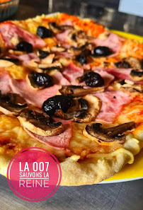 Plats et boissons du Pizzeria Kino Pizza Argilliers - n°1