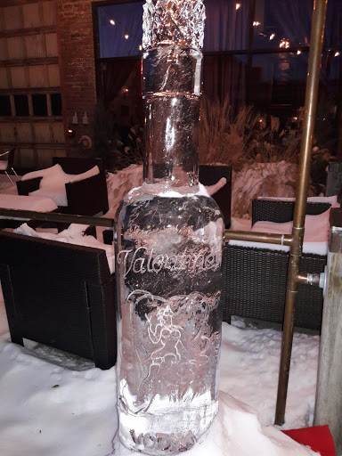 Bar «Valentine Distilling Co.-Cocktail Lounge», reviews and photos, 161 Vester Ave, Ferndale, MI 48220, USA