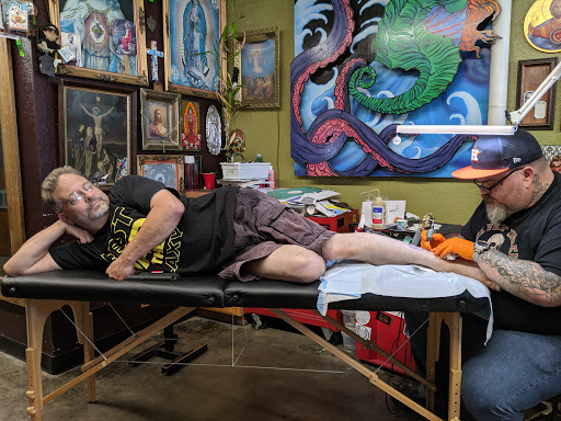 Tattoo Shop «All American Tattoo», reviews and photos, 1742 Center St NE #1748, Salem, OR 97301, USA