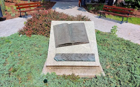 Book Monument image