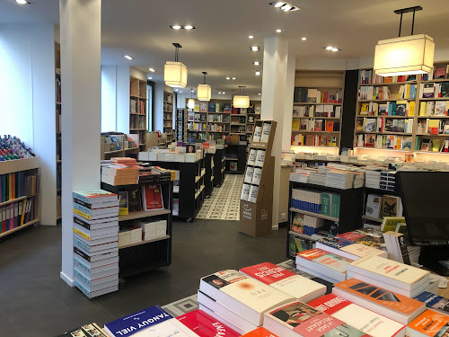 Librairie Le Baron Perché Courbevoie