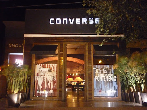 Converse Calle 82 Zona T