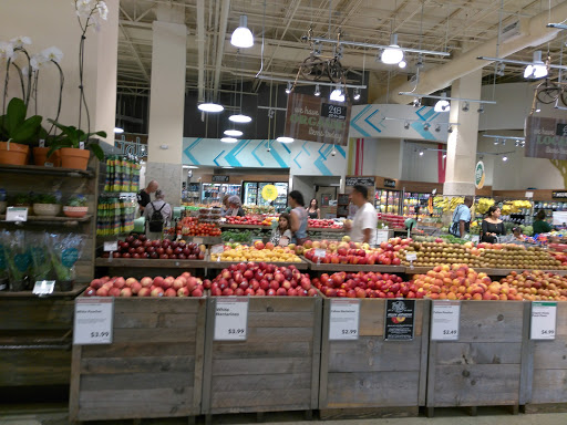 Grocery Store «Whole Foods Market», reviews and photos, 6701 Red Rd, Coral Gables, FL 33143, USA