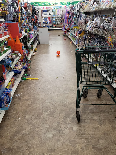 Dollar Store «Dollar Tree», reviews and photos, 6261 S 27th St, Greenfield, WI 53221, USA