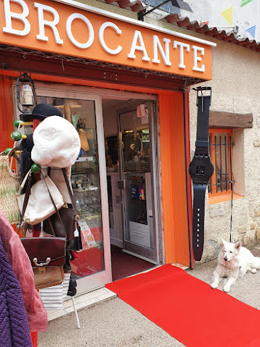 La boutique Luxe, la seconde main chic à Villard-de-Lans