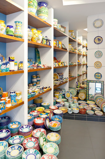 Ceramics of Vietri di Fasano Rosario