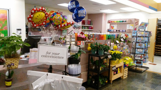 Supermarket «Stop & Shop», reviews and photos, 37 Enon St, Beverly, MA 01915, USA