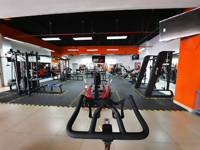 Gimnasio FitUp Club - Vía de Evitamiento Nte. 1813, Cajamarca 06002, Peru