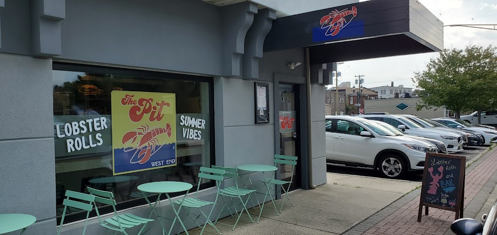 The Pit 07740