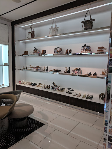 Fashion Accessories Store «Michael Kors», reviews and photos, 845 Market St #137, San Francisco, CA 94103, USA