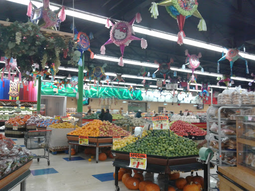 Produce Market «El Ranchito», reviews and photos, 561 E Cass St, Joliet, IL 60432, USA