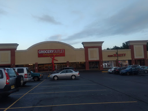 Grocery Store «Grocery Outlet Bargain Market», reviews and photos, 1936 MacDade Boulevard, Woodlyn, PA 19094, USA