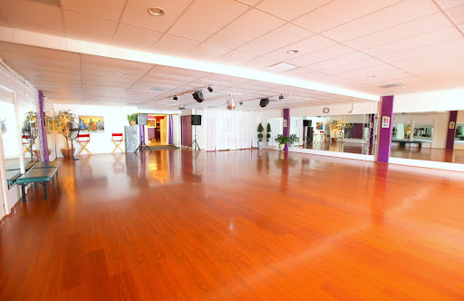 Dance School «Babs McDance Social Dance Studio», reviews and photos, 6782 Market St, Wilmington, NC 28405, USA