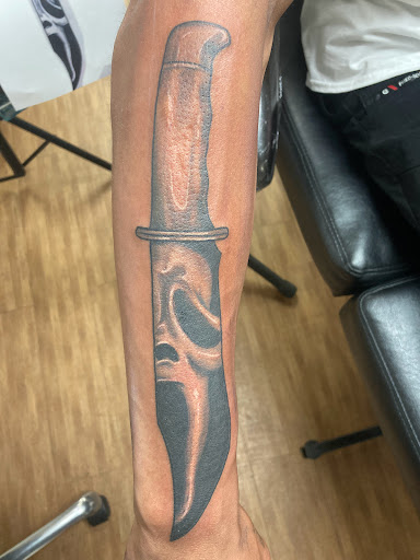 Tattoo Shop «That Tattoo Studio», reviews and photos, 605 N Washington Blvd, Sarasota, FL 34236, USA