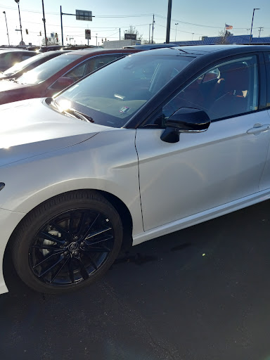 Toyota Dealer «Aubrey Alexander Toyota», reviews and photos, 1324 N Susquehanna Trail, Selinsgrove, PA 17870, USA