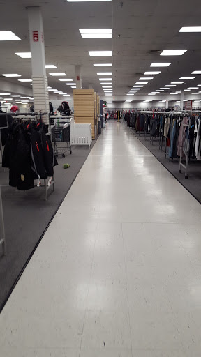 Clothing Store «Burlington Coat Factory», reviews and photos, 1025 W Patrick St, Frederick, MD 21702, USA