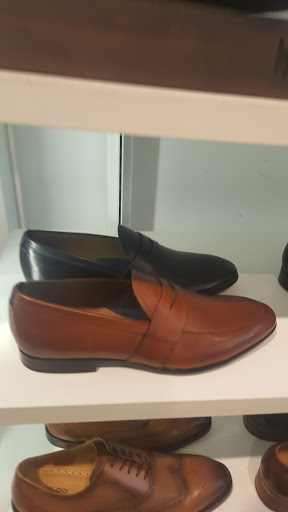 Shoe Store «Aldo Shoes», reviews and photos, 751 Collins Ave, Miami Beach, FL 33139, USA