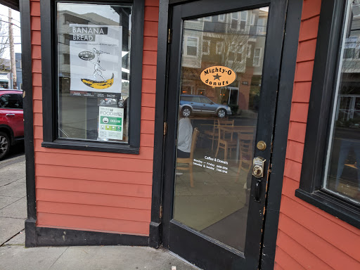 Donut Shop «Mighty-O Donuts Greenlake», reviews and photos, 2110 N 55th St, Seattle, WA 98103, USA