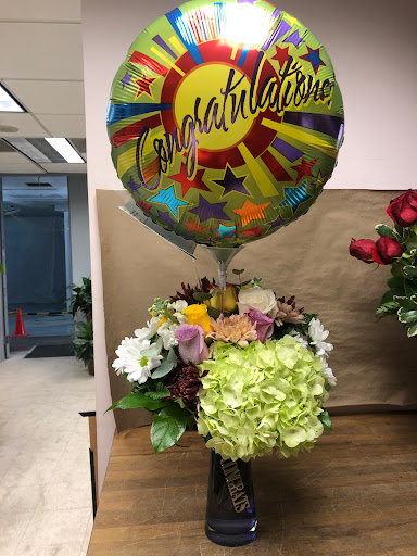 Florist «Brickell Avenue Flowers & Gifts», reviews and photos, 701 Brickell Ave, Miami, FL 33131, USA