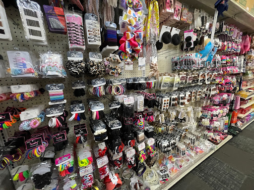 Dollar Store «Dollar King LC», reviews and photos, 3433 Foothill Blvd, La Crescenta, CA 91214, USA