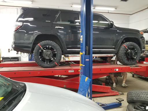 Auto Body Shop «Lamon Auto Body», reviews and photos, 289 Rancocas Rd, Mt Holly, NJ 08060, USA