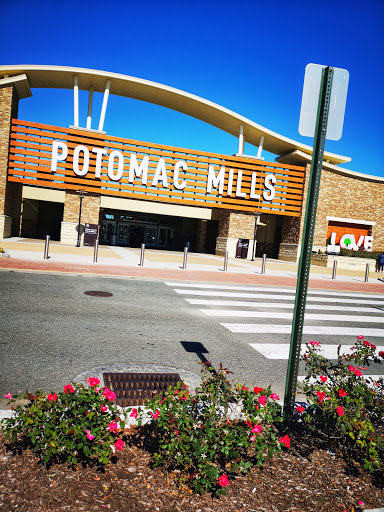 Shopping Mall «Potomac Mills», reviews and photos, 2700 Potomac Mills Cir, Woodbridge, VA 22192, USA