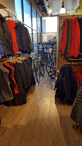 Clothing Store «L.L. Bean», reviews and photos, 101 Cherry St Suite #1020, Burlington, VT 05401, USA