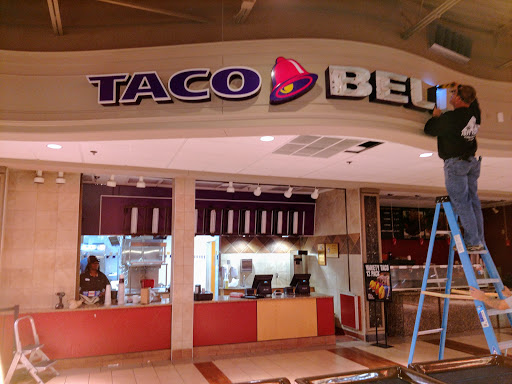 Shopping Mall «Greenbrier Mall», reviews and photos, 1401 Greenbrier Pkwy, Chesapeake, VA 23320, USA