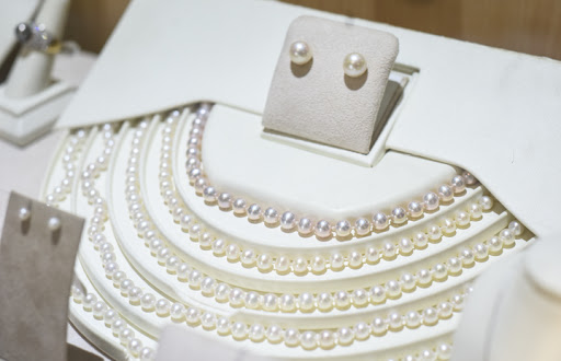 Jewelry Repair Service «Service Jewelry & Repair - Hendersonville», reviews and photos, 1050 Glenbrook Way #400, Hendersonville, TN 37075, USA