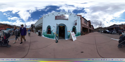 Tobacco Shop «The Smoking Gift Headquarters (Manitou Springs)», reviews and photos, 918 Manitou Ave, Manitou Springs, CO 80829, USA