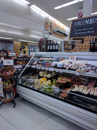 Supermarket «Hy-Vee», reviews and photos, 2827 Hamilton Blvd, Sioux City, IA 51104, USA