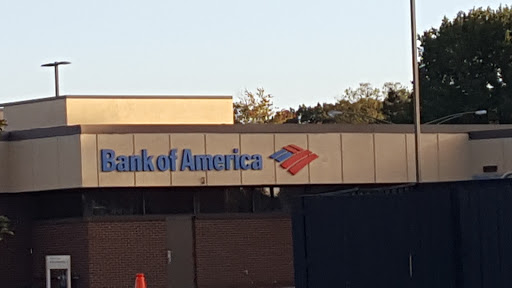 Bank of America Financial Center, 14346 Warwick Blvd Suite 300, Newport News, VA 23602, Bank