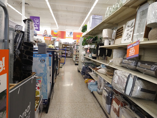 Discount Store «Big Lots», reviews and photos, 1730 Nogales St, Rowland Heights, CA 91748, USA