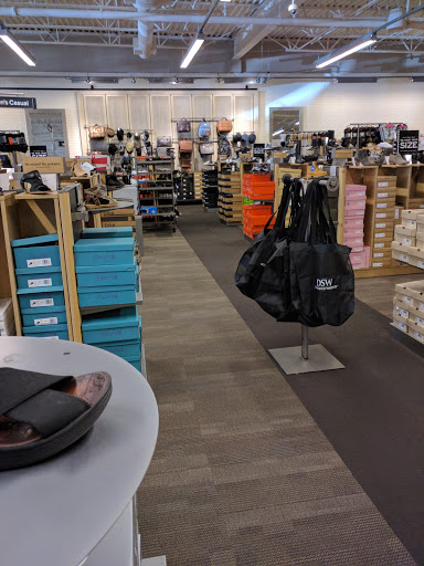 Shoe Store «DSW Designer Shoe Warehouse», reviews and photos, 1740 N Federal Hwy, Fort Lauderdale, FL 33305, USA