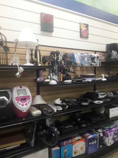 Thrift Store «Goodwill, Serving the People of Southern Los Angeles County», reviews and photos