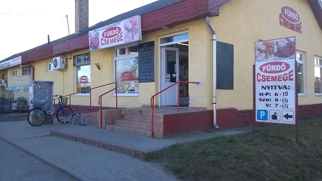 Fürdő Csemege