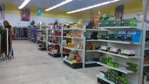 Thrift Store «Goodwill Central Texas - Oak Hill Store», reviews and photos