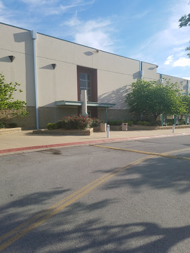 Movie Theater «AMC Southroads 20», reviews and photos, 4923 E 41st St, Tulsa, OK 74135, USA