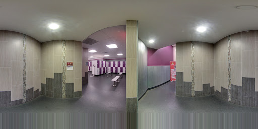 Health Club «Crunch - Staten Island», reviews and photos, 364 Bay St, Staten Island, NY 10301, USA