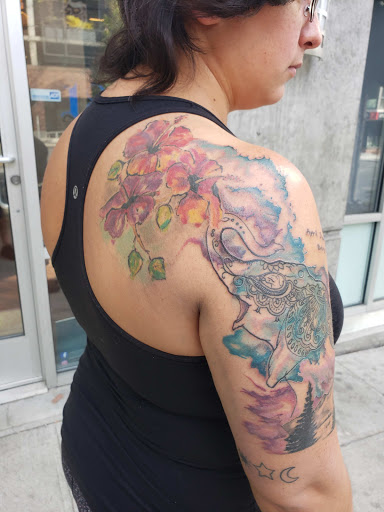 Tattoo Shop «Dark Horse Tattoo», reviews and photos, 1305 Stewart St, Seattle, WA 98109, USA