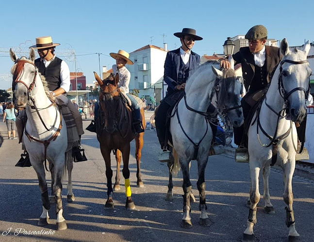 Junta de Freguesia de Amora Horário de abertura