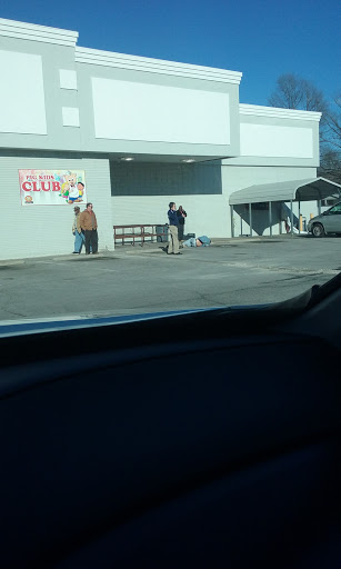 Grocery Store «Piggly Wiggly», reviews and photos, 418 W Thomas St, Rocky Mount, NC 27804, USA